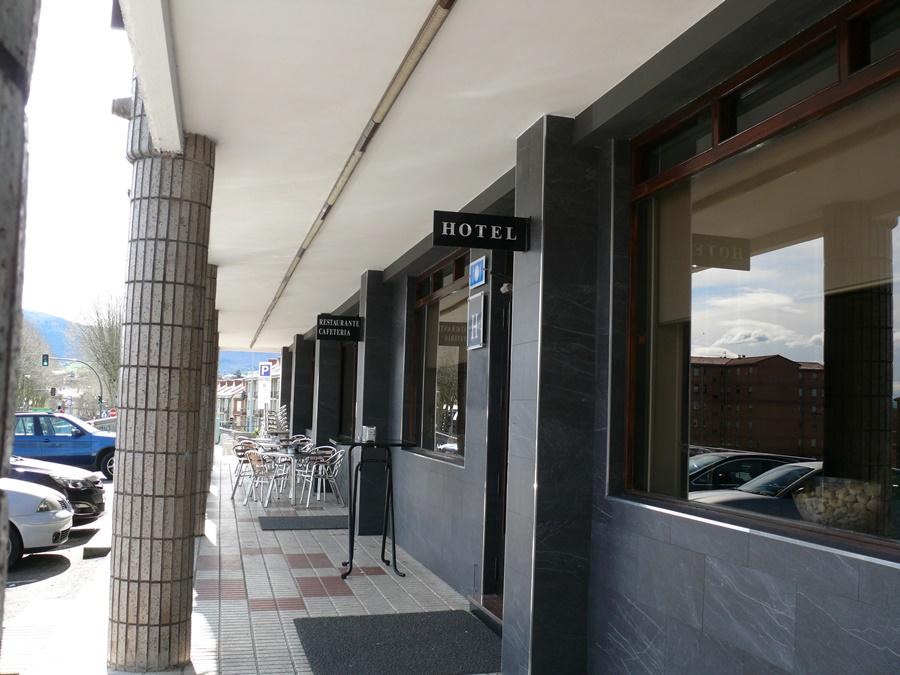 Hotel Los Angeles Guarnizo Exterior foto